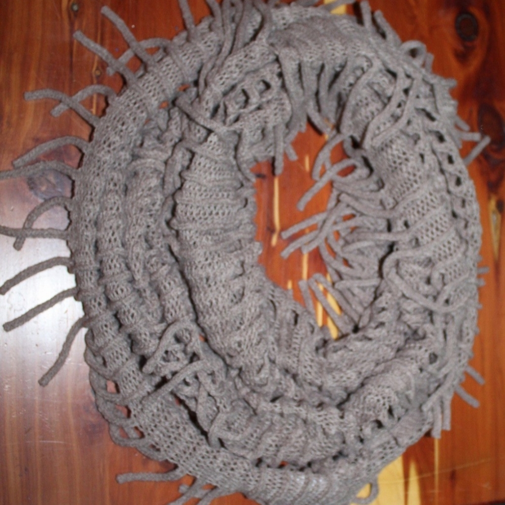 Infinity scarf
